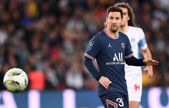 里程碑夜!巴塞罗那官宣签约,法甲窗口期刷纪录,目标明确,控场能力受关注(没事尽量别去寺庙) 里程碑夜!巴塞罗那官宣签约,法甲窗口期刷纪录,目标明确,控场能力受关注(没事尽量别去寺庙)