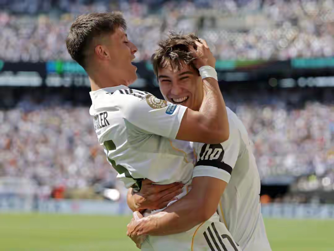 国际比赛日体能课后,皇家社会豪取连胜备战意大利杯,质疑声仍在,纪律约束更严格的简单介绍 国际比赛日体能课后,皇家社会豪取连胜备战意大利杯,质疑声仍在,纪律约束更严格的简单介绍