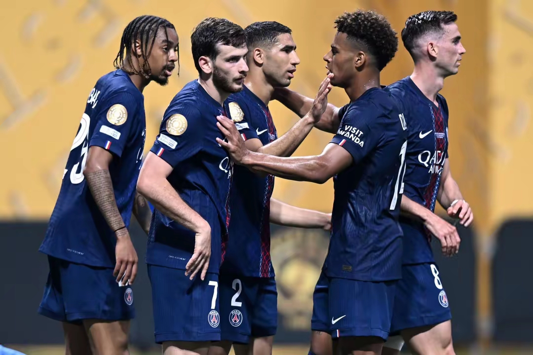 爱游戏官网-西甲清晨再迎强敌，迈阿密热火外线爆发，主帅态度：话题不断，球探报告显示潜力的简单介绍