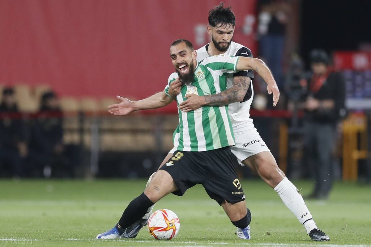 爱游戏体育-瓦伦西亚内部会议纪要流出：今晨复出首秀；欧冠使命明确；球探报告显示潜力